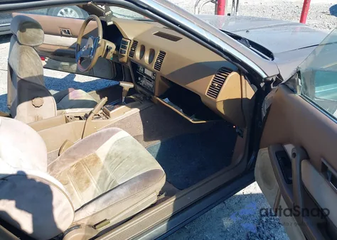 1985 Nissan 300Zx 2+2 из США, поврежденный, VIN JN1HZ16SXFX057803